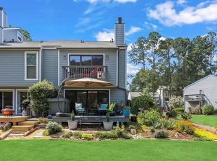 1018 Riverbend Club Dr SE #18, Atlanta, GA 30339