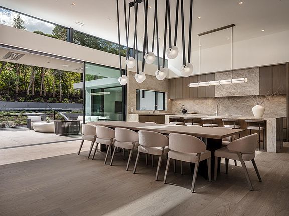 5th image of 100 New Place Rd