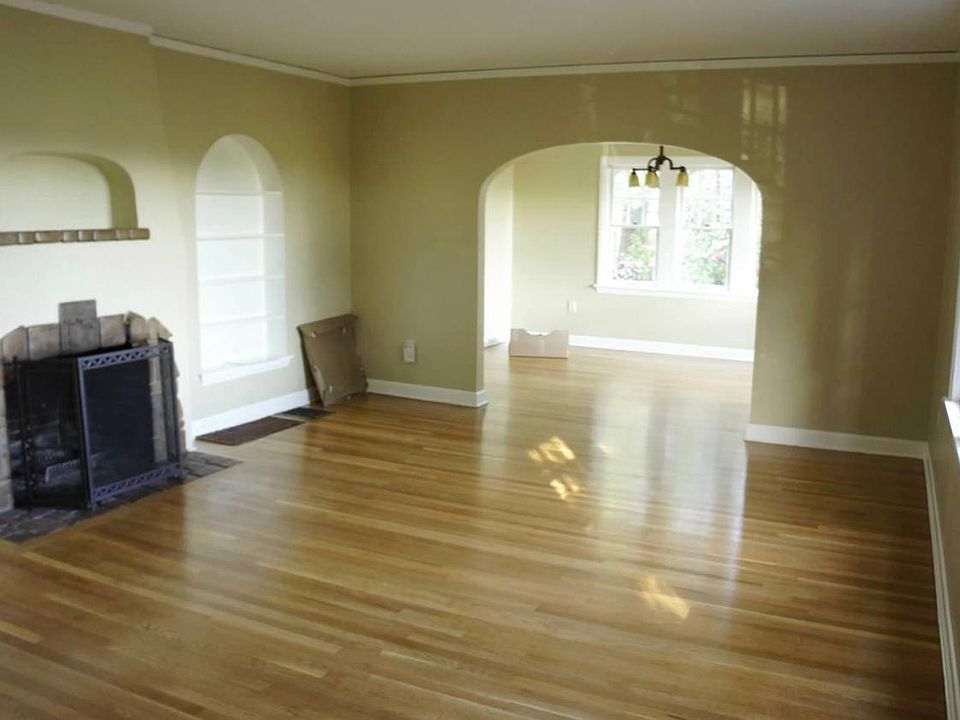 1st image of 4936 NE Wistaria Dr #4936