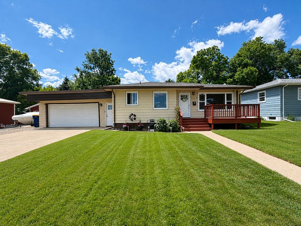 1st image of 108 Riverview Blvd