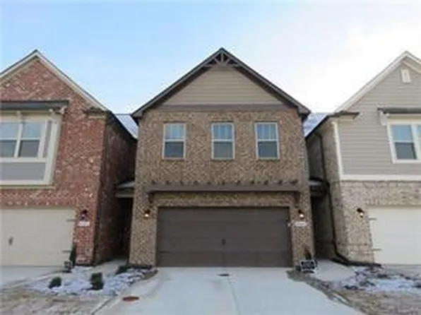 8265 Village Pl, Suwanee, GA 30024