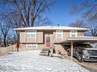 902 Ley Cir, Excelsior Springs, MO 64024