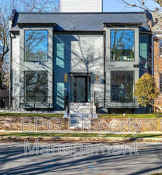 3921 W St NW #1 — Photo 45