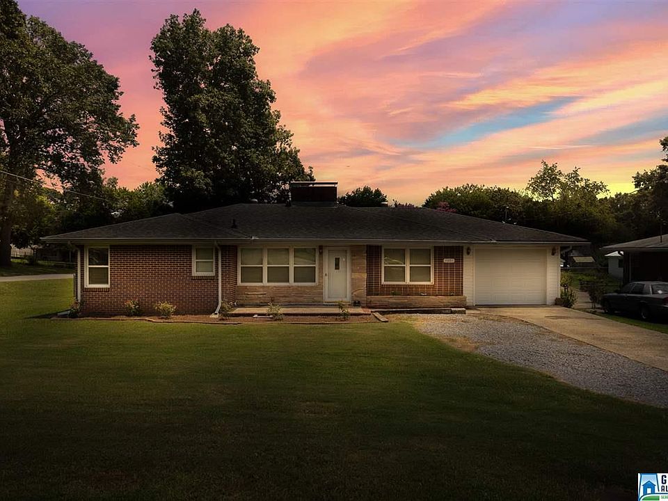 1st image of 1301 Sherwood Dr