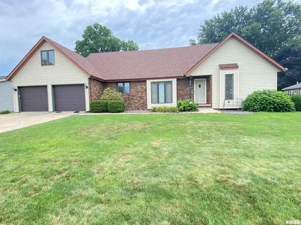 106 White Pine Dr, Springfield, IL 62712