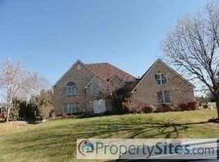 223 Darien Ln, Dundee, IL 60118