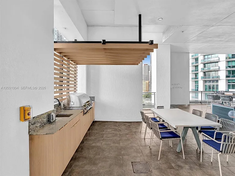 90 SW 3rd St #2013 — Photo 32