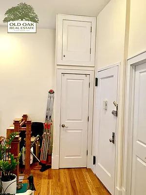 Rented by Old Oak Real Estate | media 7