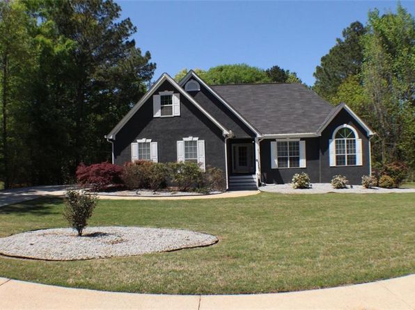 545 Chase Ridge Dr, McDonough, GA 30253