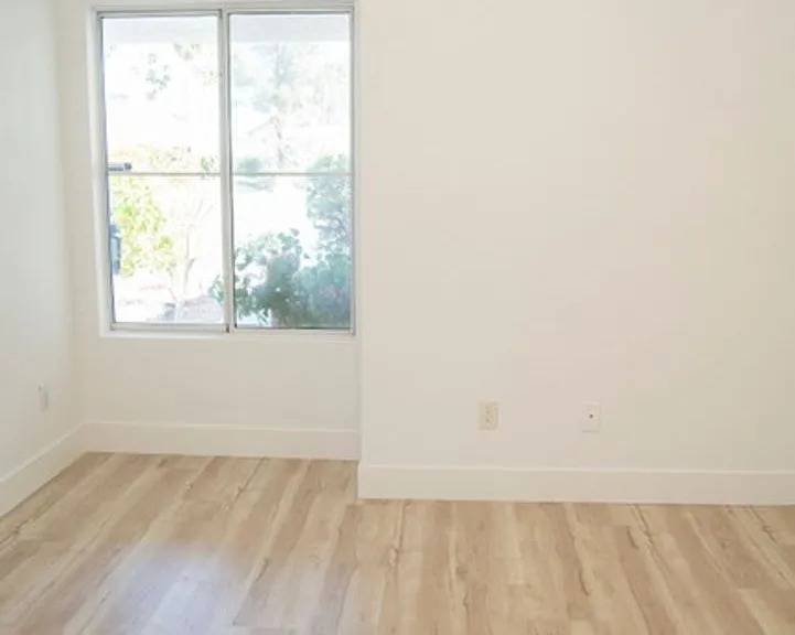 1417 Country Hollow Dr — Photo 11
