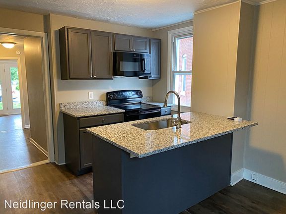3rd image of 550 S Main St #10039521
