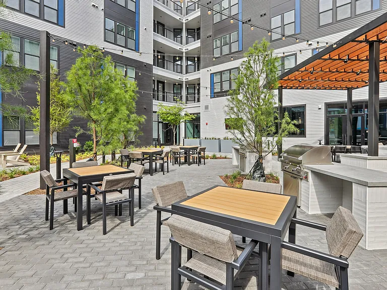 Alta New Carrollton — Photo 30