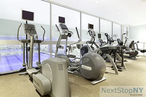 Rented by NextStopNY | media 41