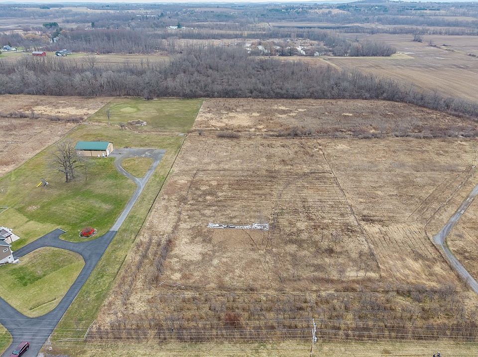 1st image of 3075 Bronson Hill Rd