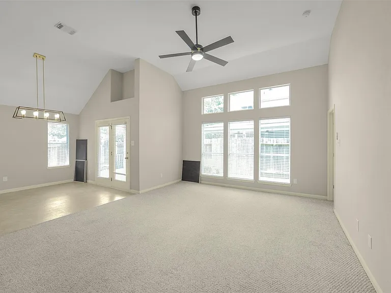 19254 Dillsbury Ct — Photo 5