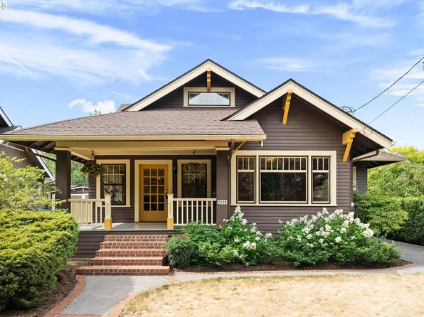 2436 NE Dunckley St, Portland, OR 97212