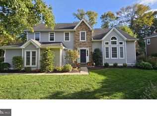 489 Knollbrook Dr, Langhorne, PA 19047