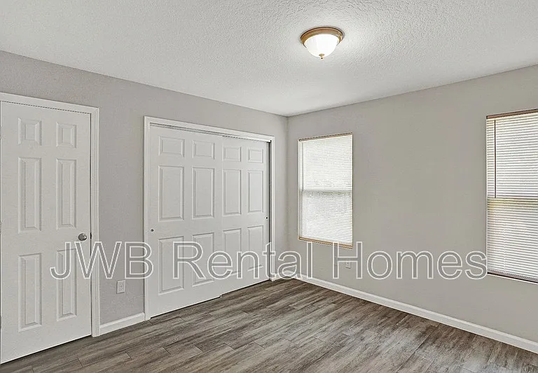 1419 McConihe St — Photo 13