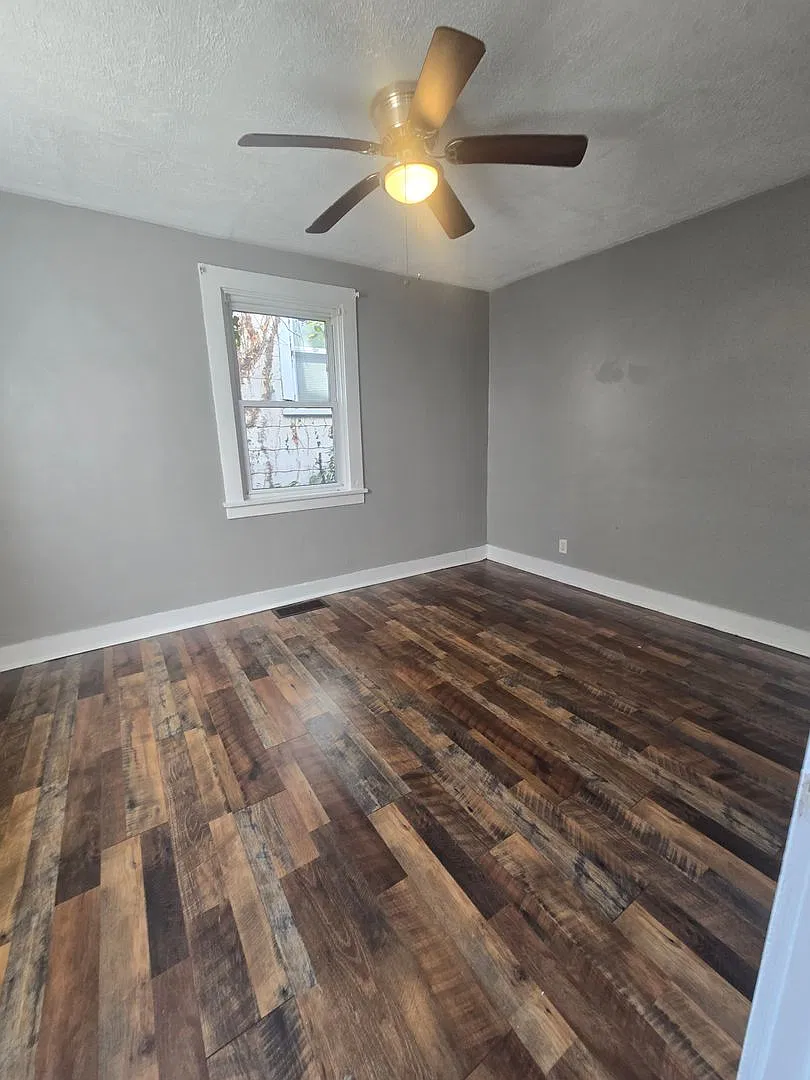 Settle In to this New Kensington 3 Bedroom house and Make it Your Own — Photo 4