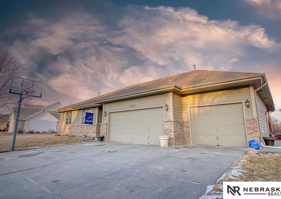 19603 Sterling Ct, Plattsmouth, NE 68048 Zillow