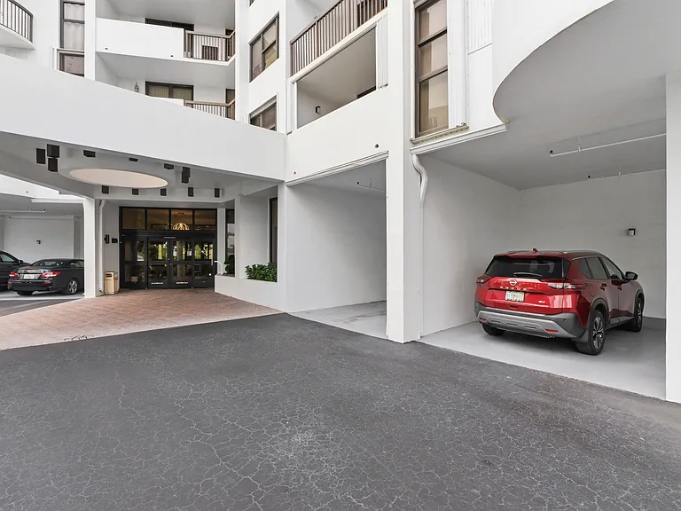 1359 S Ocean Blvd #808 — Photo 2
