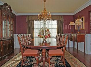 48 Highview Ave, Woodcliff Lake, NJ 07677