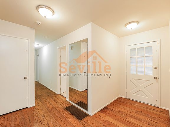 4th image of 4600 Stauffer Pl