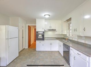 758 W Westchester Dr, Charleston, SC 29414
