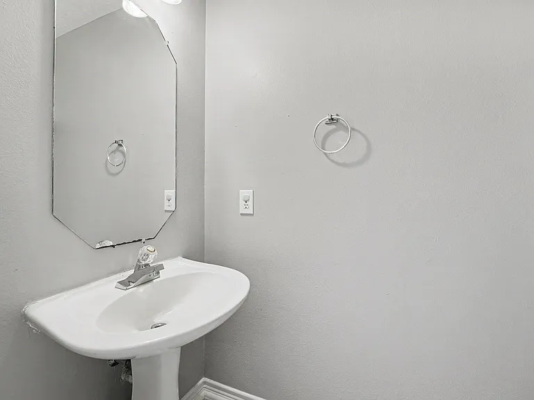 5402 Timbers Quail Dr — Photo 17
