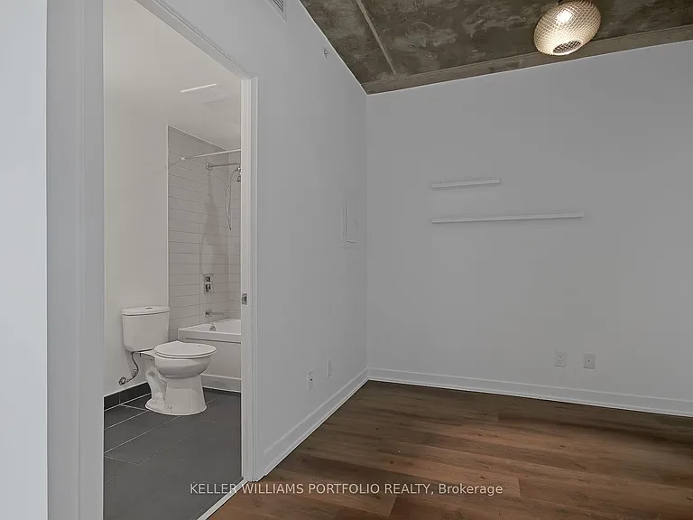 205 Manning Ave #506 — Photo 4