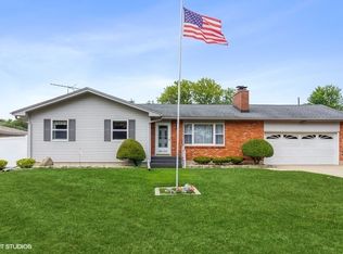 904 Obrien St, Harvard, IL 60033