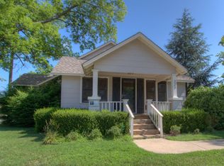 323 W A St, Jenks, OK 74037