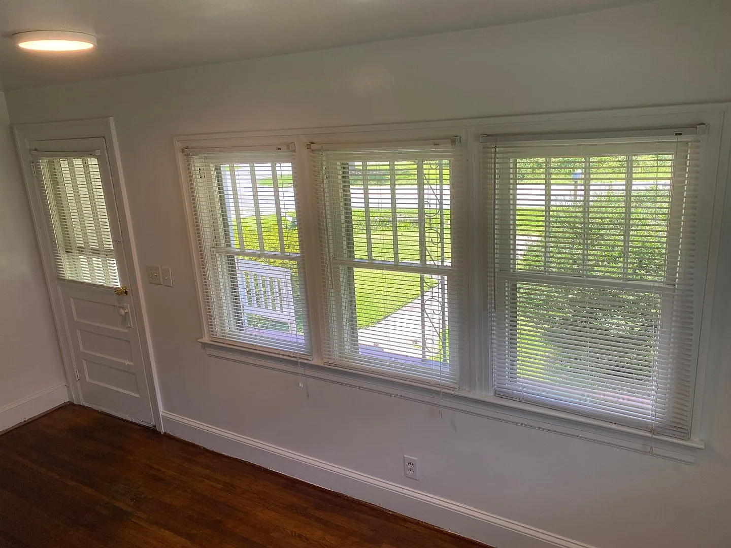 2 BR 1 BA Close to Hospital — Photo 2