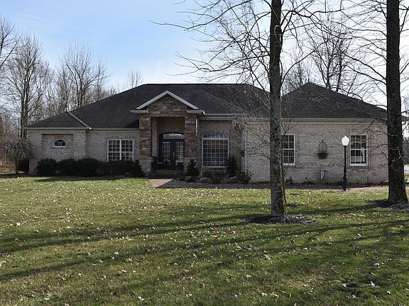 2nd image of 4022 Sherri Lee Ln