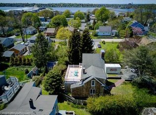 132 Center Ave, Middletown, RI 02842