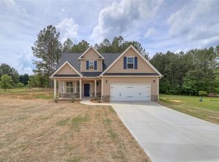 1102 Meadow Creek Ct, Loganville, GA 30052