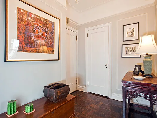 Sold by Sotheby's International Realty | media 6