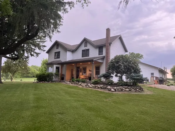 N9715 County Road C, Fox Lake, WI 53933