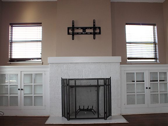 5th image of 3001 Meadowbrook Dr