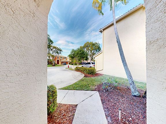 2nd image of 9710 Wyeth Ct