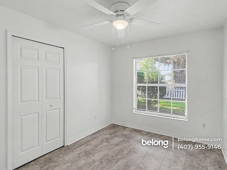 540 W Comstock Ave — Photo 9