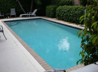 3318 SE 2nd St, Pompano Beach, FL 33062