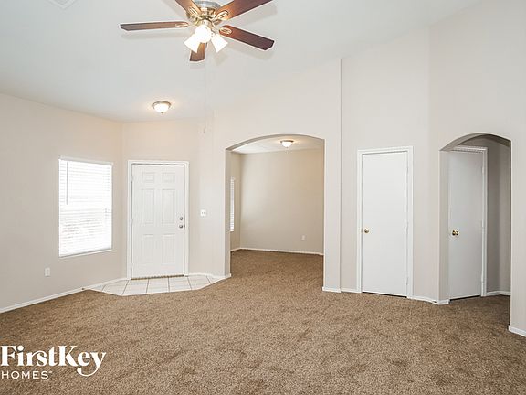 3rd image of 4714 Rockpine Dr