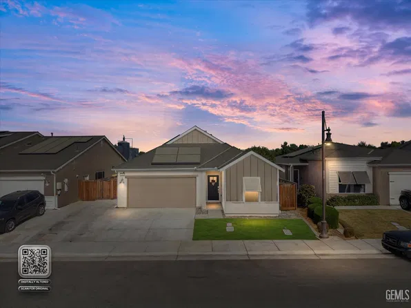 9614 Silver Falls Ln, Shafter, CA 93263