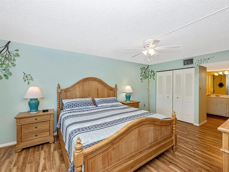 5219 Lake Village Dr #21 — Photo 23