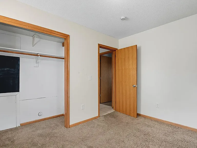 601 79th Ave NE #2 — Photo 5