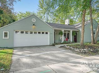 2234 Burchard St SE, East Grand Rapids, MI 49506