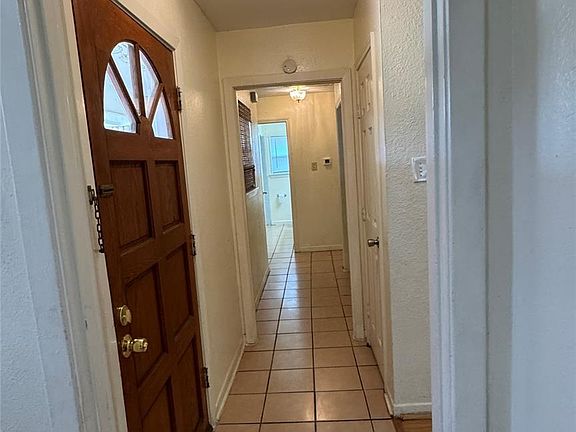 5th image of 2514 Rodney St