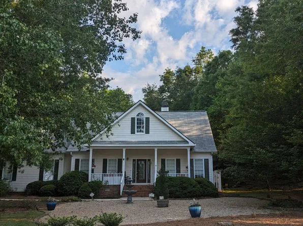 501 Chesterfield Rd, Bogart, GA 30622