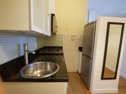 Rented by Compass | media 20